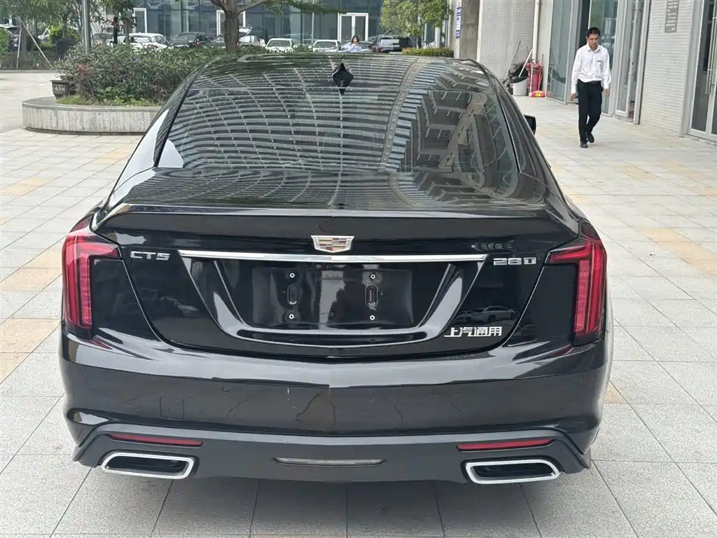Cadillac CT5 2022 — фото 21