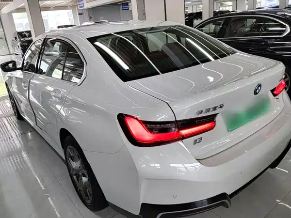 BMW i3 2023