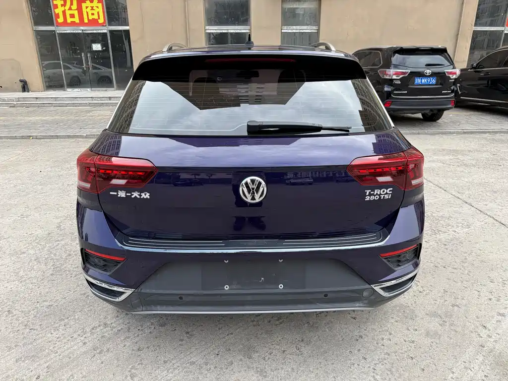 Volkswagen T-Roc 2018 — фото 18