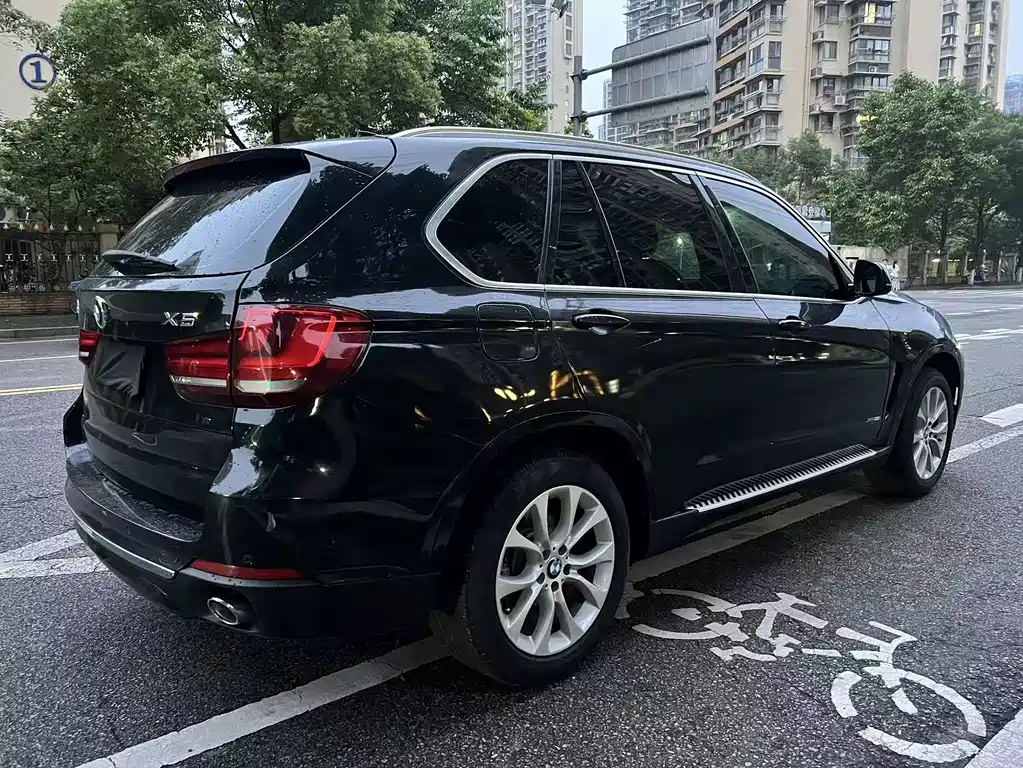 BMW X5 2018 — фото 7