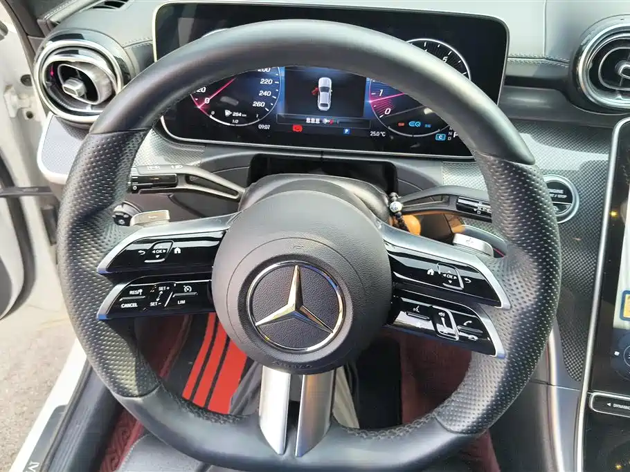 Mercedes-Benz C-Class 2022 — фото 15
