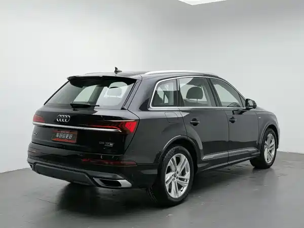 Audi Q7 2022
