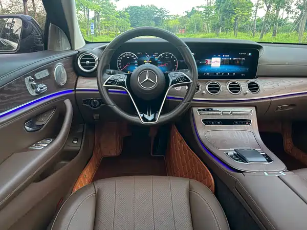 Mercedes-Benz E-Class 2023