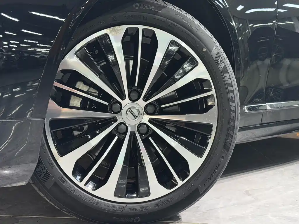 Volvo S90 2023 — фото 19