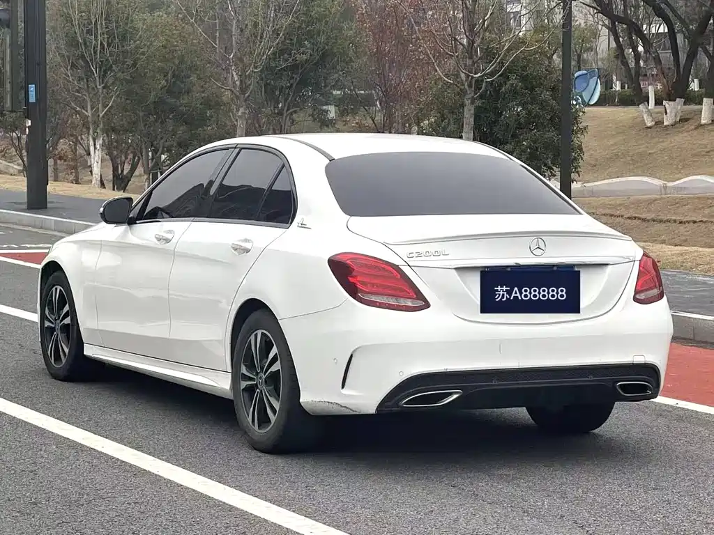 Mercedes-Benz C-Class 2018