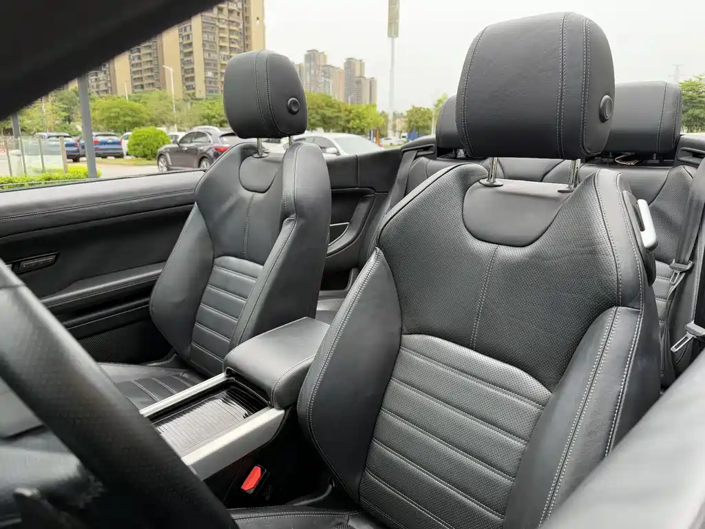 Land Rover Evoque 2019 — фото 8