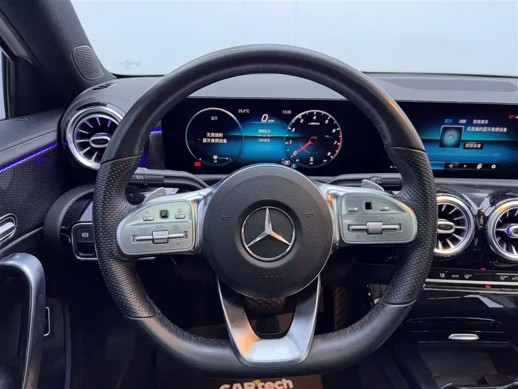 Mercedes-Benz A-Class 2020 — фото 15