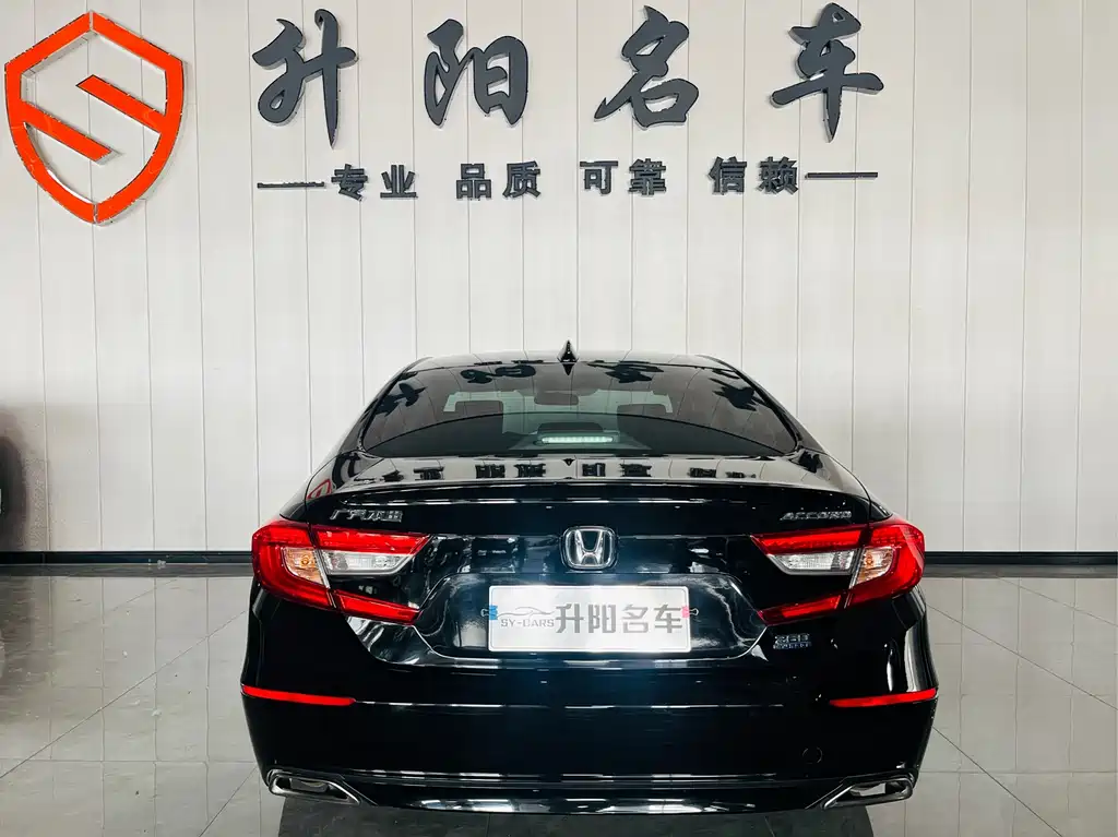 Honda Accord 2021 — фото 10