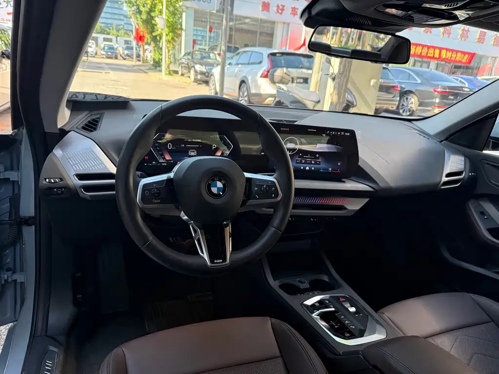 BMW 2 Series 2025 — фото 12