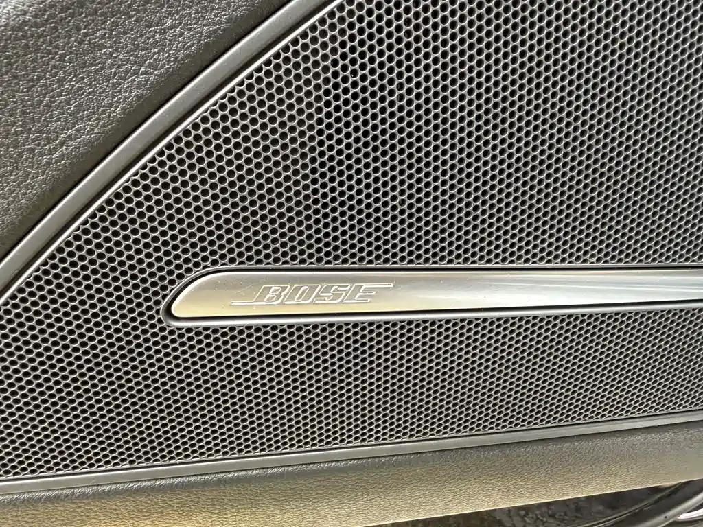 Audi A8 2015 — фото 12