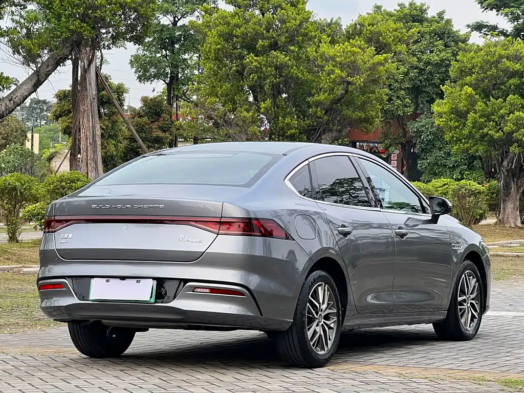 BYD Qin PLUS 2022 — фото 4