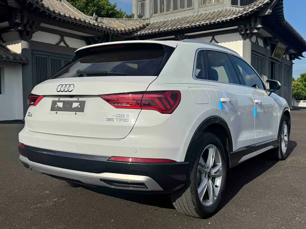 Audi Q3 2021