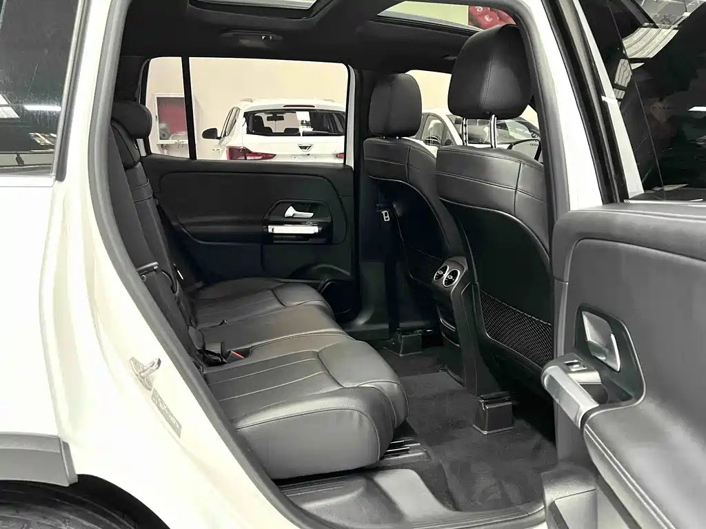 Mercedes-Benz GLB 2020 — фото 13