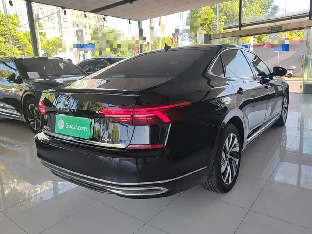 Volkswagen Passat Plug-In Hybrid 2021 — фото 7
