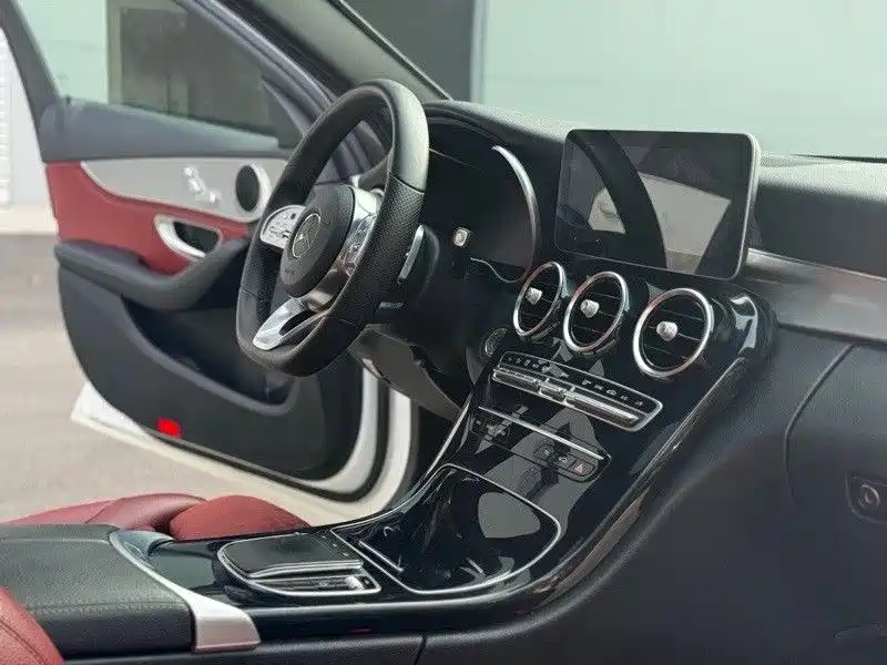 Mercedes-Benz C-Class 2019 — фото 8
