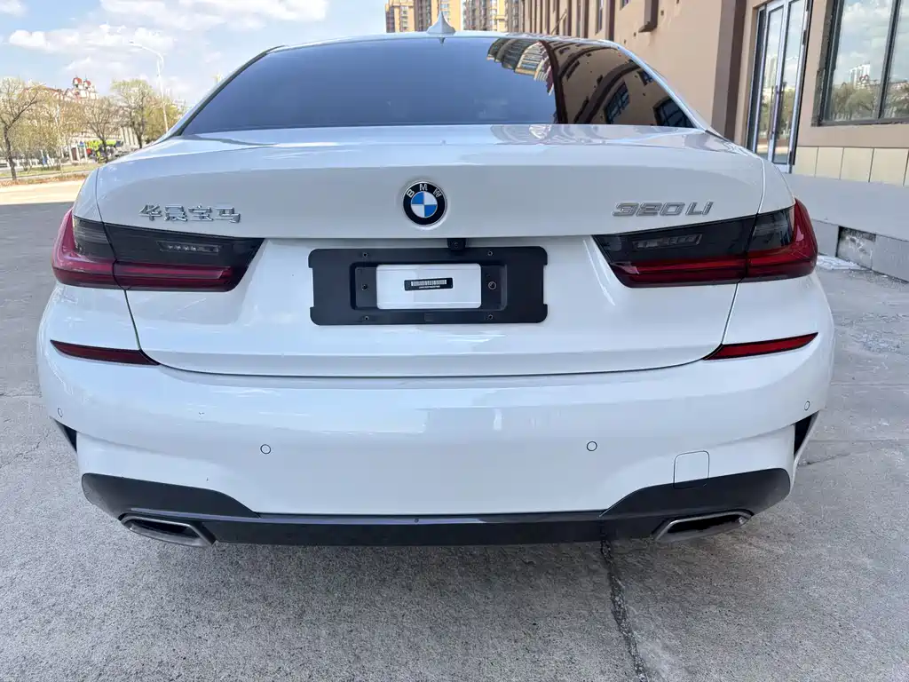 BMW 3 Series 2022