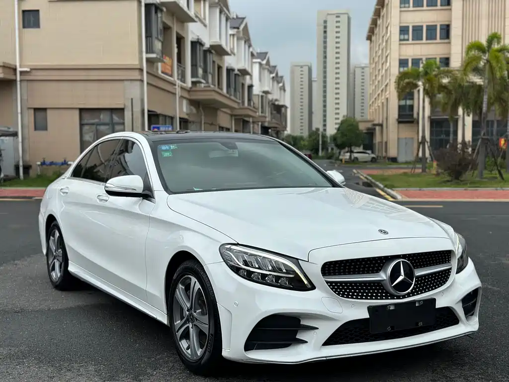 Mercedes-Benz C-Class 2019 — фото 1