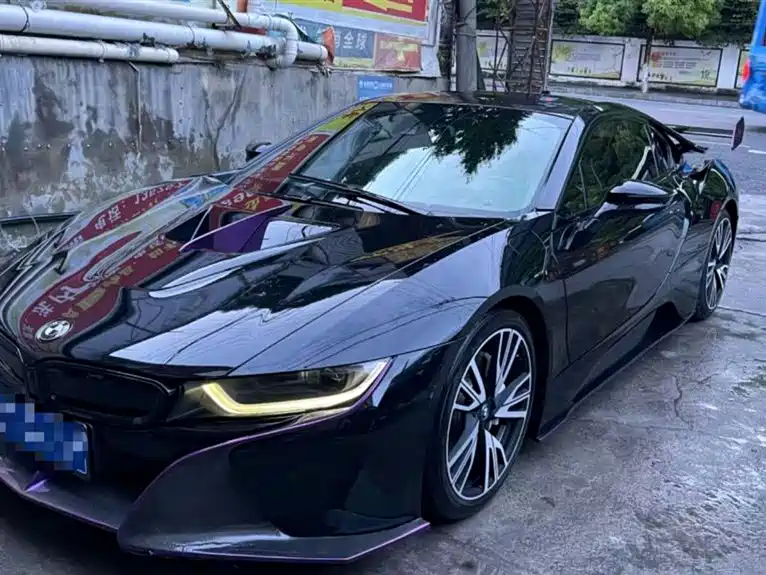 BMW i8 2017 — фото 2
