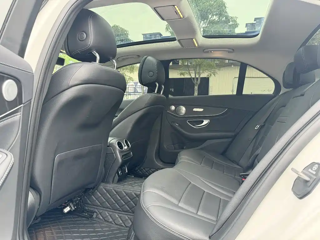 Mercedes-Benz C-Class 2020 — фото 34