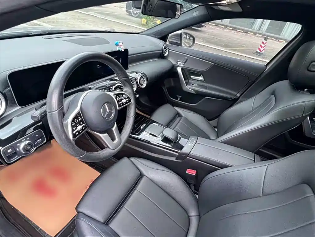 Mercedes-Benz A-Class 2020 — фото 14