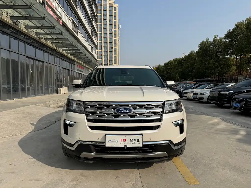 Ford Explorer 2019 — фото 2