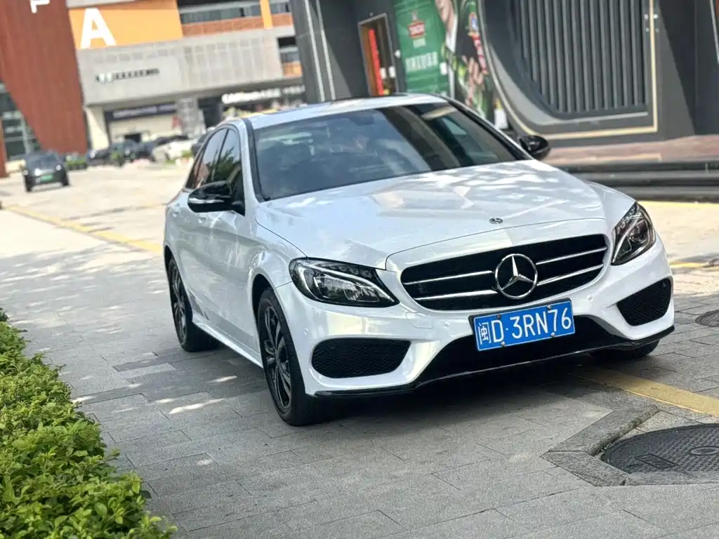 Mercedes-Benz C-Class 2018 — фото 3