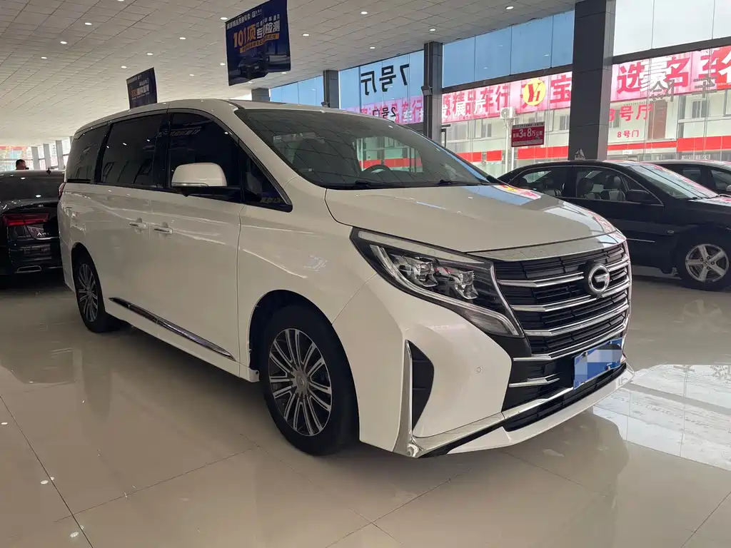 GAC Motor Trumpchi M8 2022 — фото 3