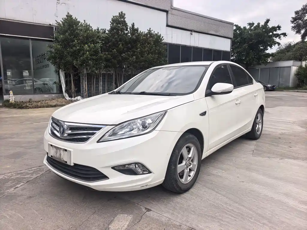 Changan Eado 2015