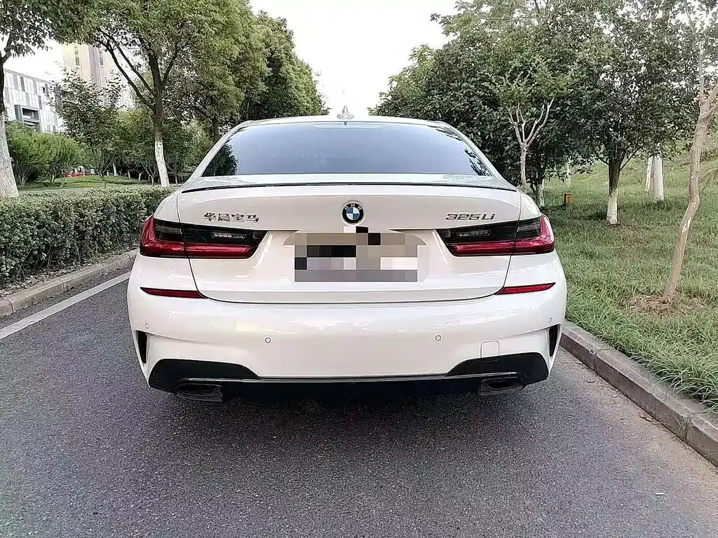 BMW 3 Series 2020 — фото 14