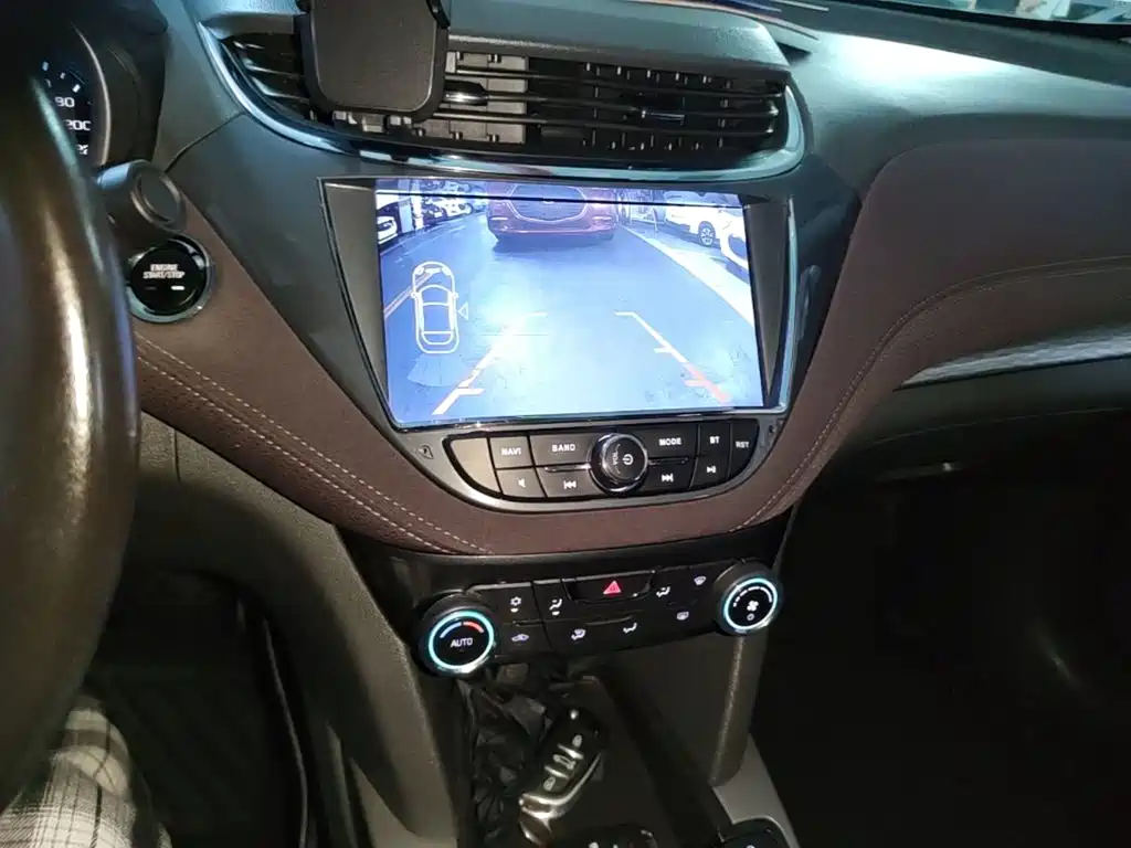 Chevrolet Malibu 2019 — фото 13