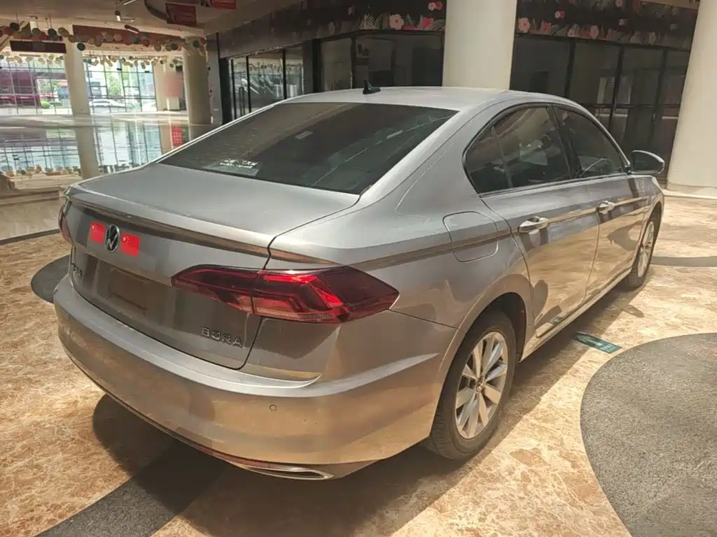 Volkswagen Bora 2021