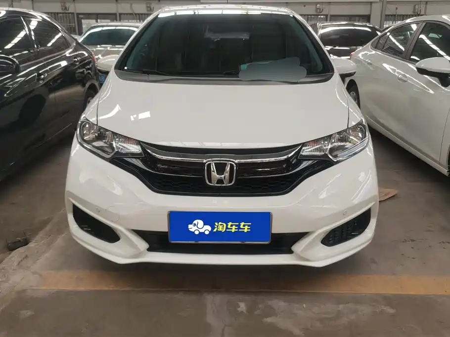 Honda Fit 2018 — фото 2