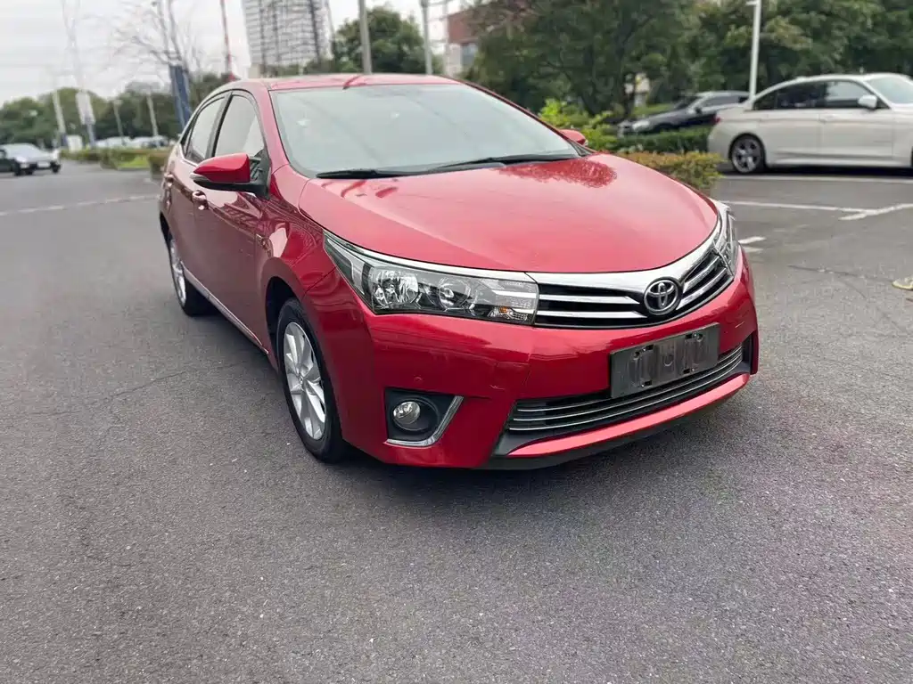 Toyota Corolla 2016 — фото 1