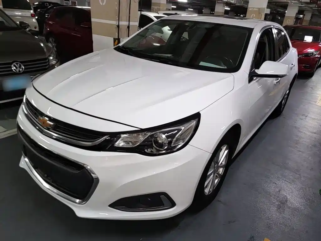 Chevrolet Malibu 2019 — фото 1