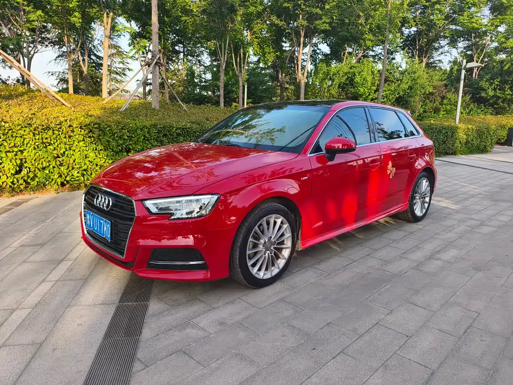 Audi A3 2018 — фото 1