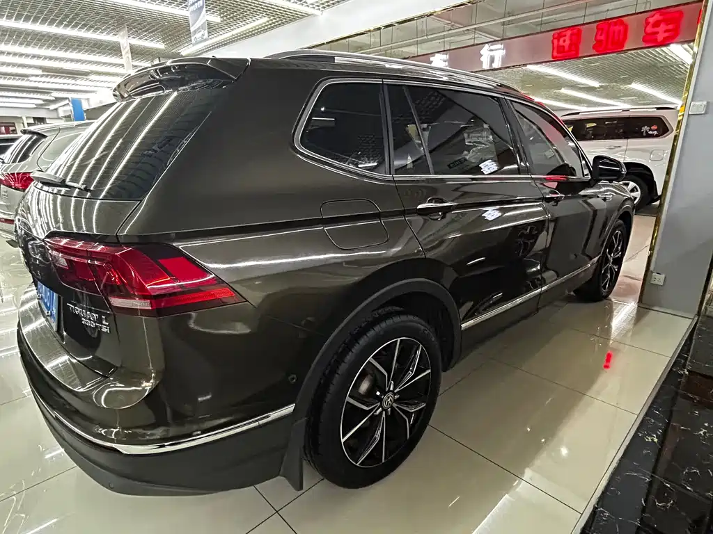 Volkswagen Tiguan L 2019