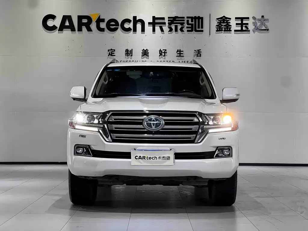 Toyota Land Cruiser 2020 — фото 2
