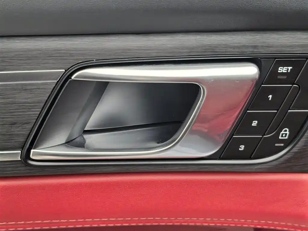 Porsche Panamera 2023 — фото 28