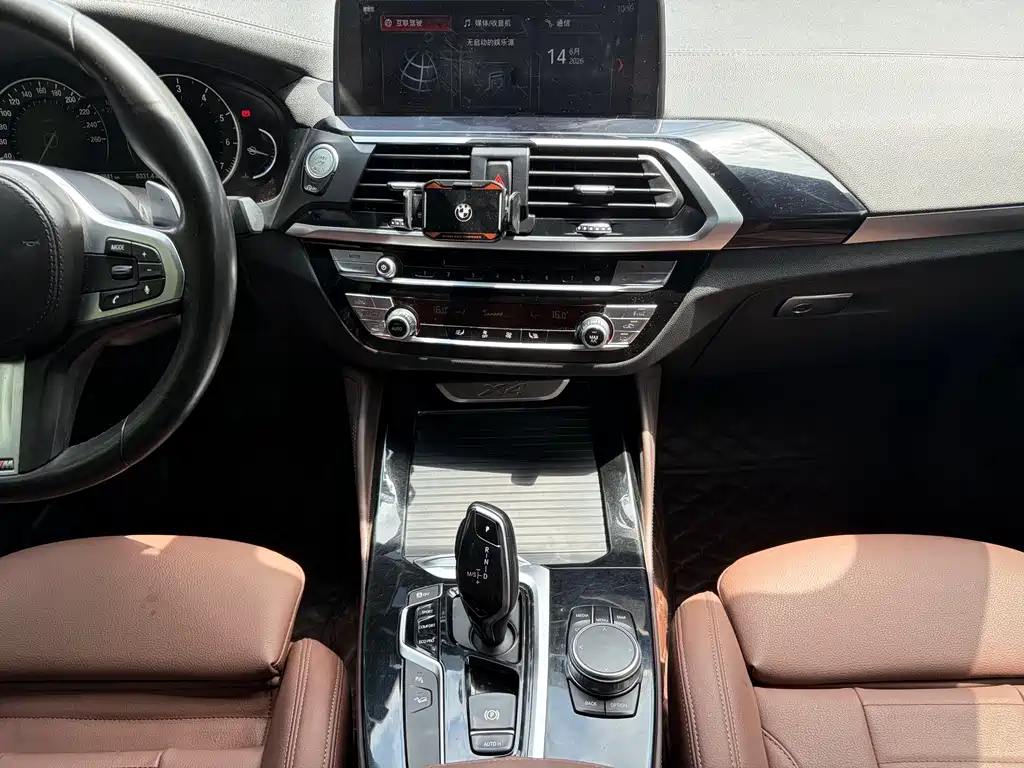 BMW X4 2018 — фото 9