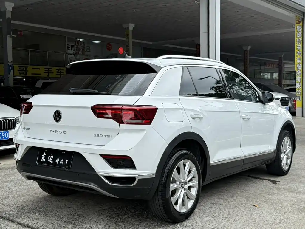 Volkswagen T-Roc 2023 — фото 17