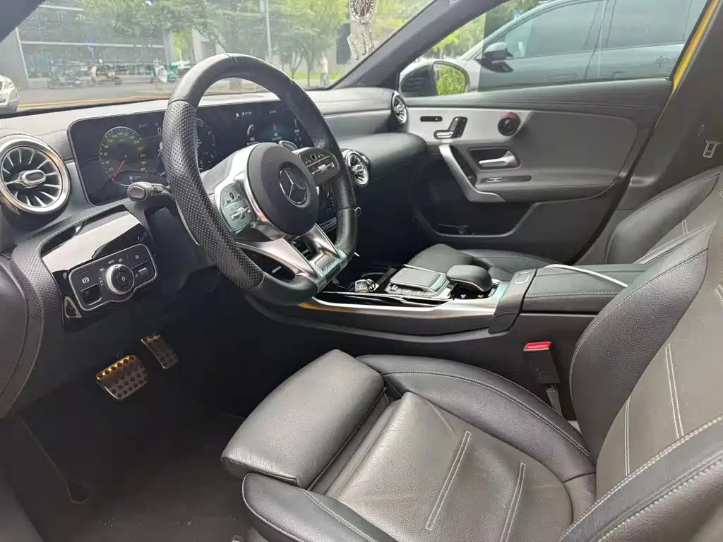 Mercedes-Benz A-Class AMG 2020 — фото 2