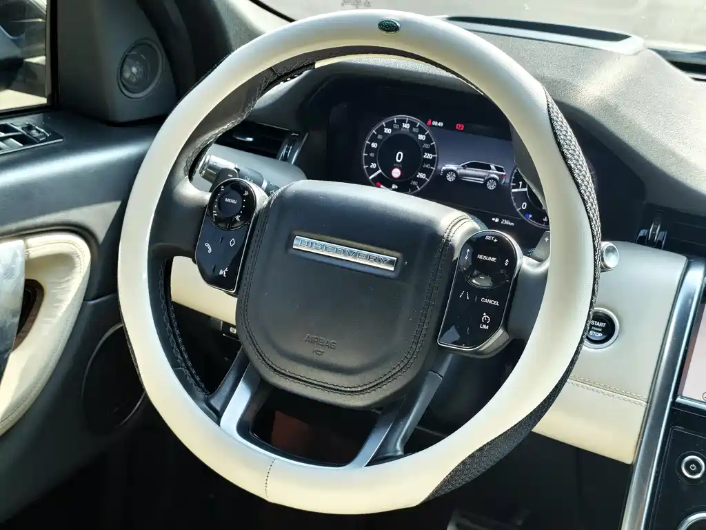 Land Rover Discovery Sport 2021 — фото 12