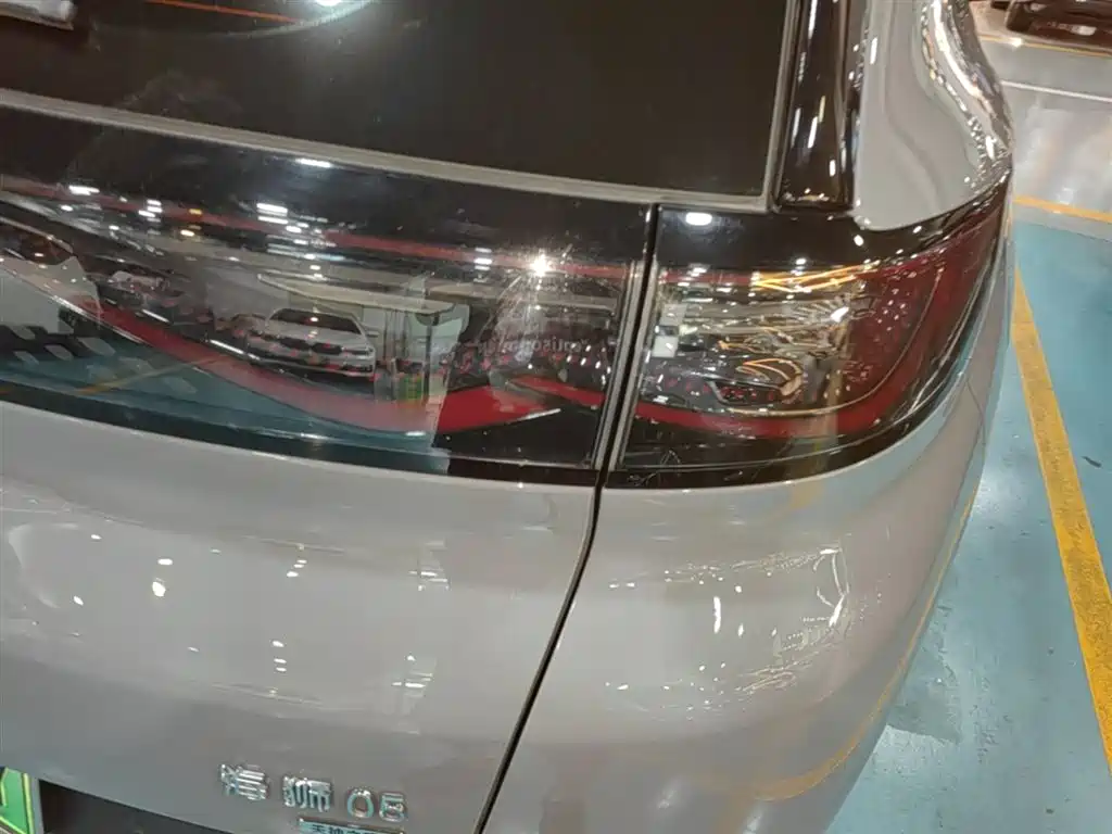 BYD Sealion 05 EV 2025 — фото 8