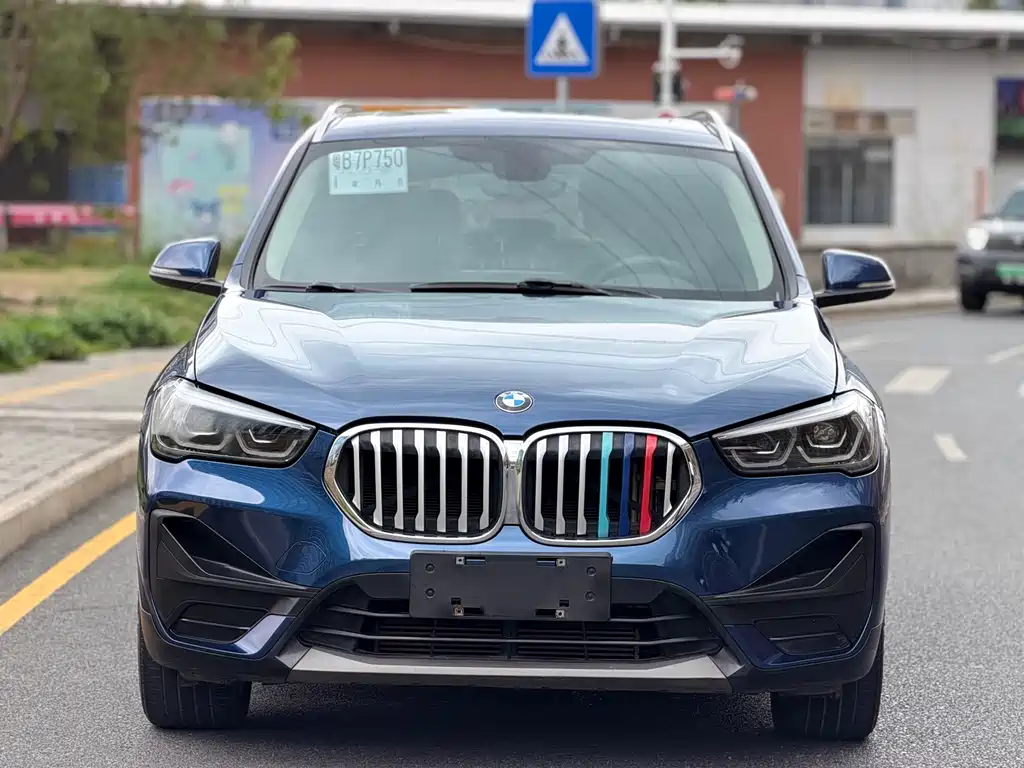 BMW X1 2021 — фото 2