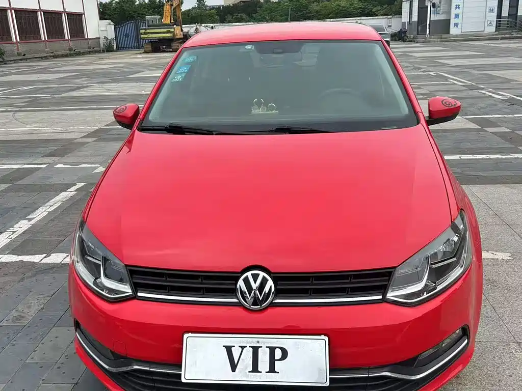 Volkswagen Polo 2015 — фото 2