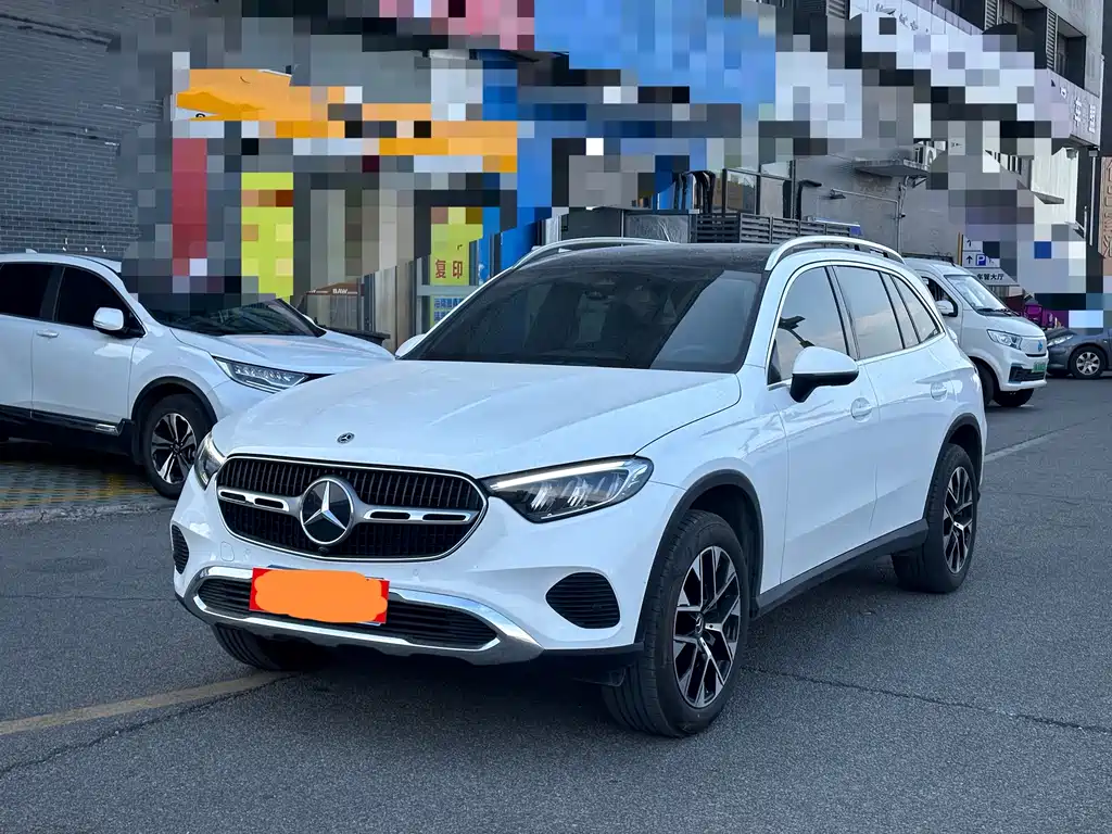 Mercedes-Benz GLC 2023 — фото 1