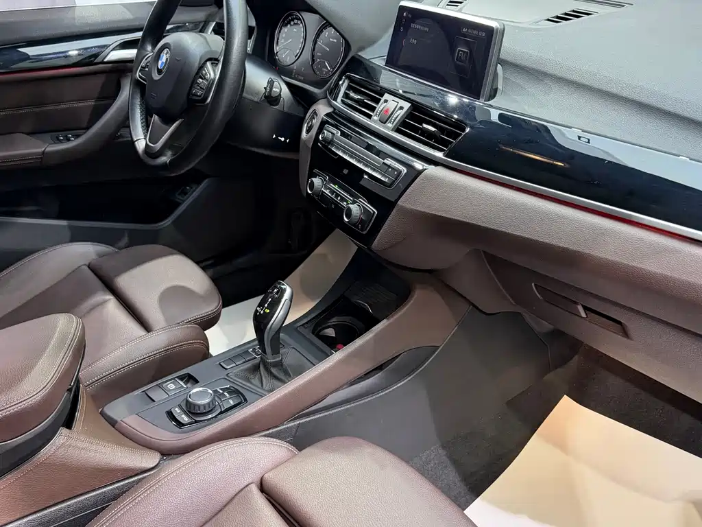 BMW X1 2020 — фото 15