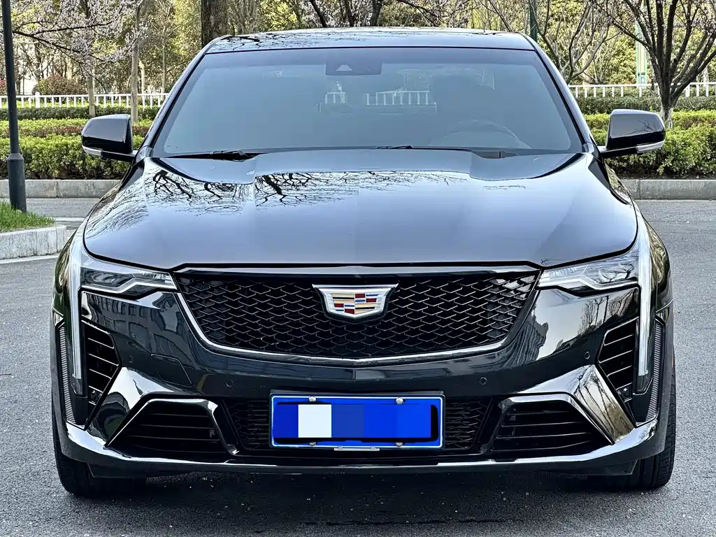 Cadillac CT4 2022 — фото 2