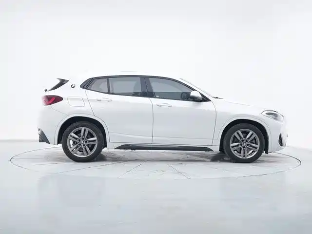 BMW X2 2021 — фото 8