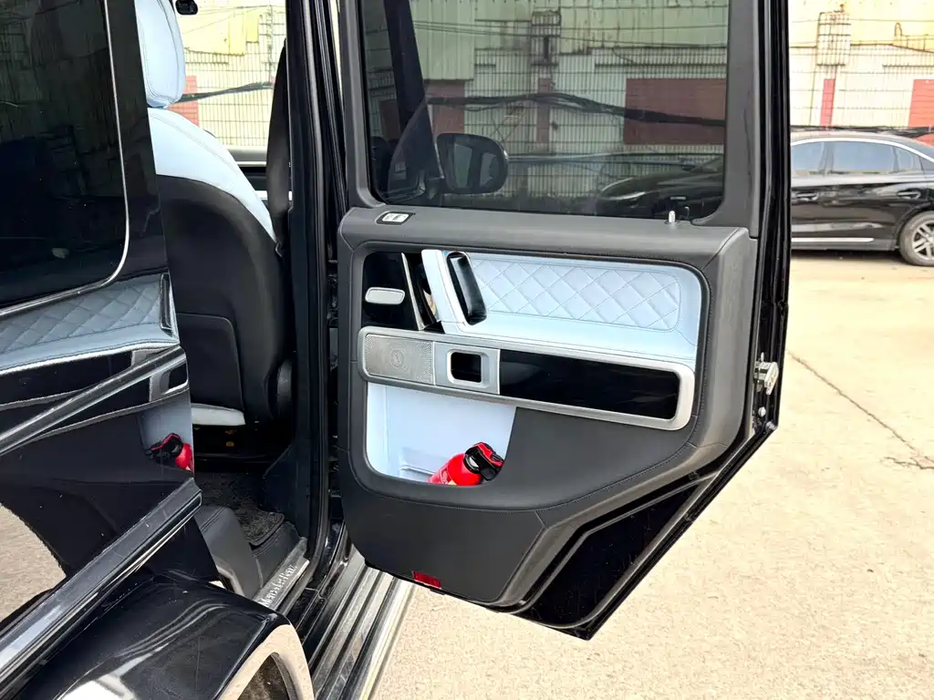 Mercedes-Benz G-Class 2012 — фото 14